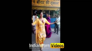 Berzzeras com indian home video on Desixxxtube.pro