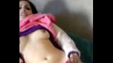Kutta ghoda wala sexy video indian home video on Desixxxtube.pro
