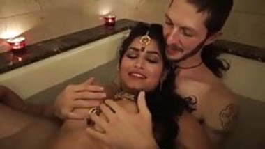 Xxx Sil Tod Sex - Hindi sil tod xxx indian home video on Desixxxtube.pro
