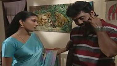 Geeta Rabari Sex Videos - Wife in threesome indian home video on Desixxxtube.pro