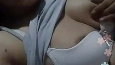 Yashikaanand Nude - Busty yashika anand nude indian home video on Desixxxtube.pro